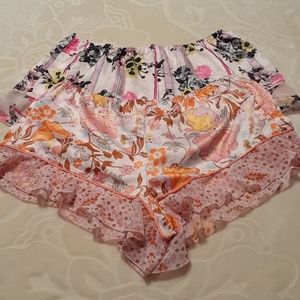 2 V.S PJ shorts